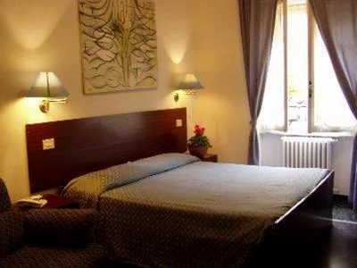 Camera Matrimoniale/Doppia con Letti Singoli — Albergo Villagrande