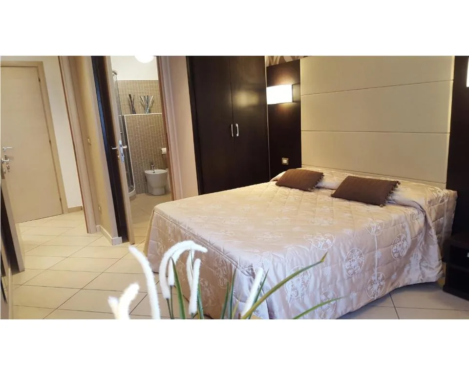 Double/Twin Room — B&B Emozioni Romane
