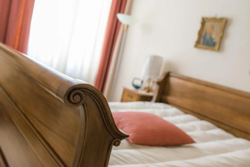 Double/Twin Room with Single Beds — B&B – Il Portichetto