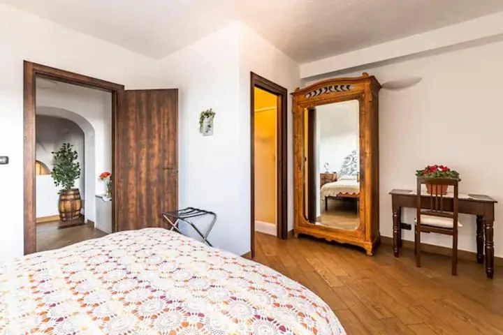 Camera Matrimoniale/Doppia con Letti Singoli — Bed & Breakfast L’erica