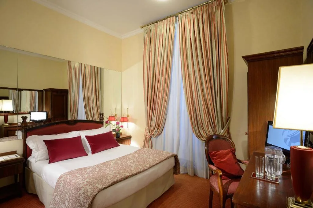 Double/Twin Room — Colonna Palace Hotel