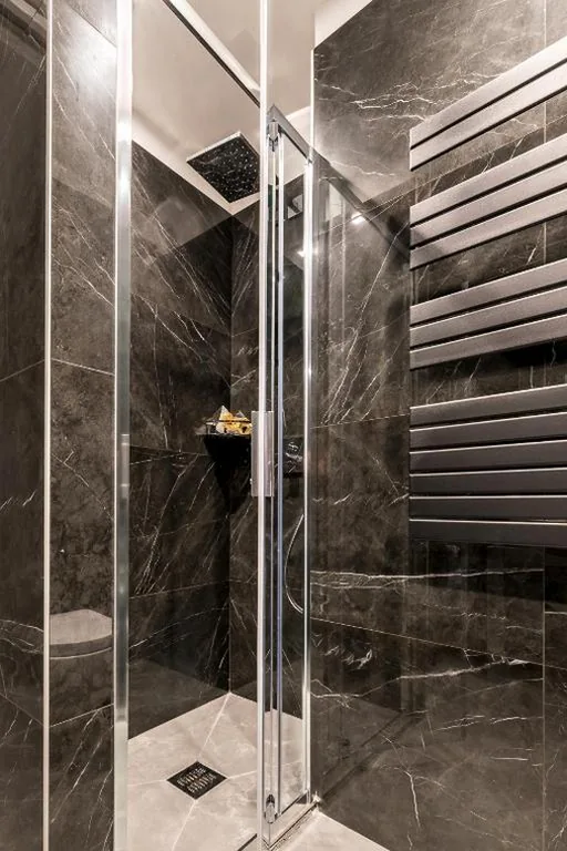 Double/Twin Room with Bathroom — Benso Rooms