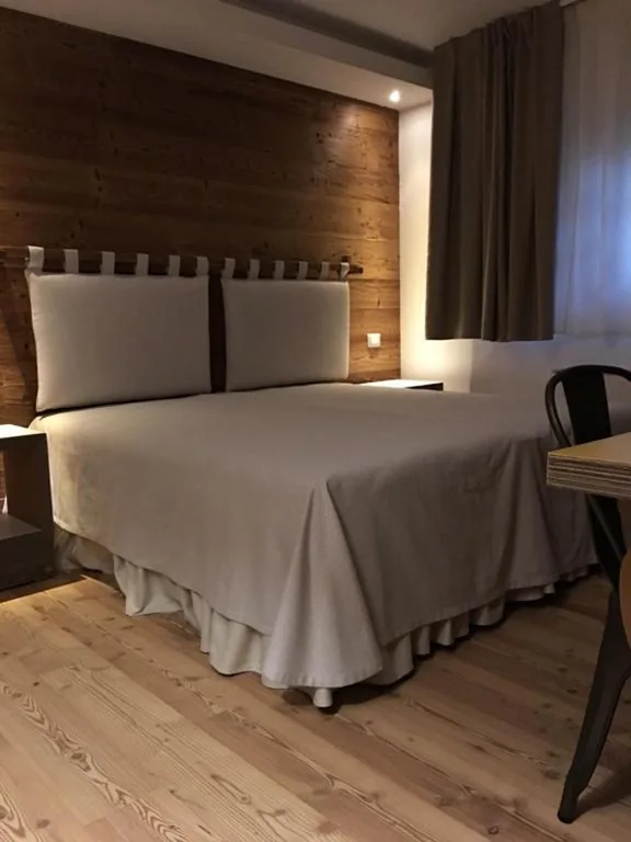 Double/Twin Room with Private Bathroom — BIO & B – ITALYKE