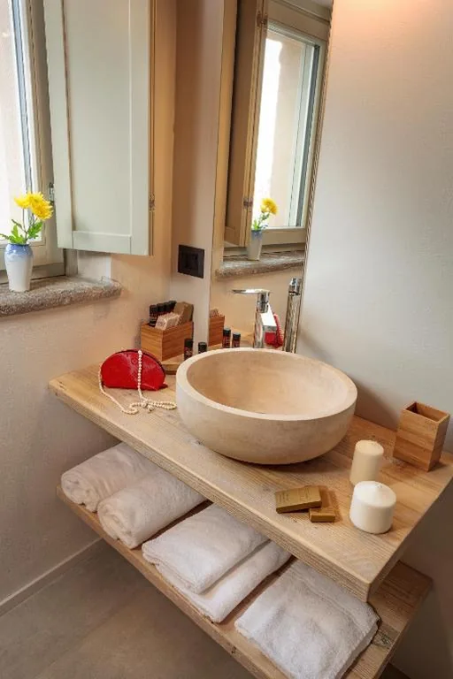Camera Matrimoniale/Doppia con Letti Singoli con Balcone — Borgese Camere e Suites