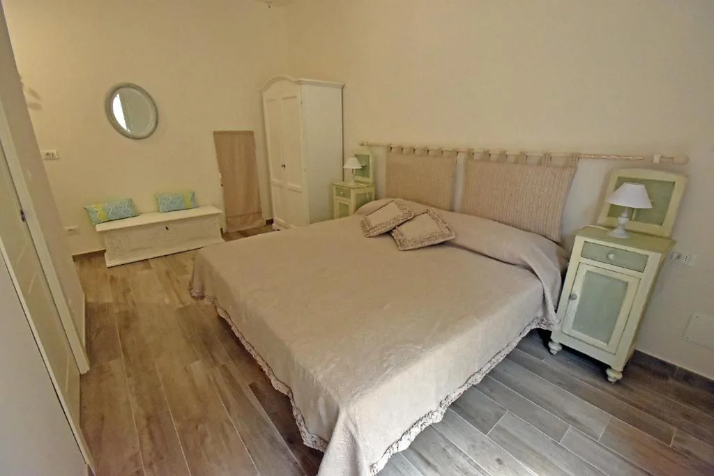 Camera Matrimoniale/Doppia con Letti Singoli con Bagno — Castelli in aria