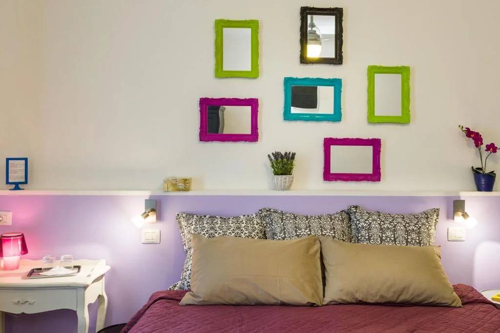 Camera Matrimoniale/Doppia con Letti Singoli con Bagno Privato Esterno — Girovagando B&B
