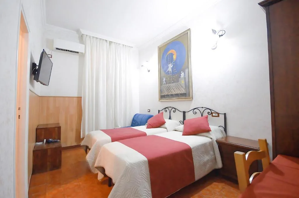 Camera Matrimoniale/Doppia con Letti Singoli con Bagno Privato — Hotel Alexis