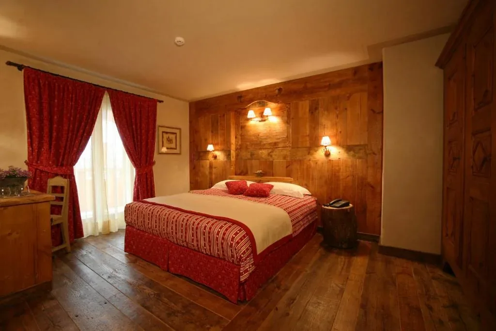Camera Matrimoniale/Doppia con Letti Singoli con Balcone — Hotel Letterario Locanda Collomb