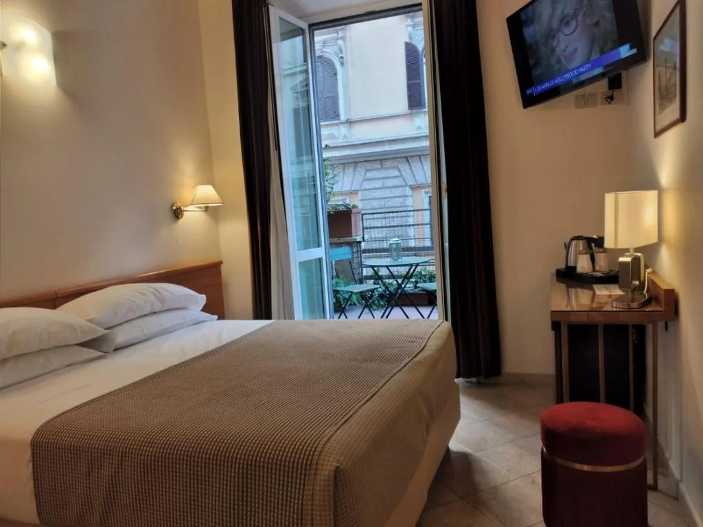 Camera Matrimoniale/Doppia con Letti Singoli con Balcone — Hotel Principe Eugenio