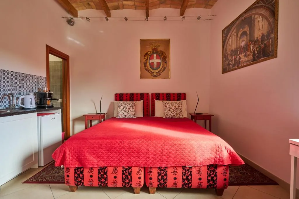 Camera Matrimoniale/Doppia con Letti Singoli con Bagno Privato — kis inn affitacamere guesthouse