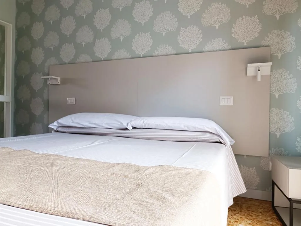 Double/Twin Room with Balcony — La Caravella