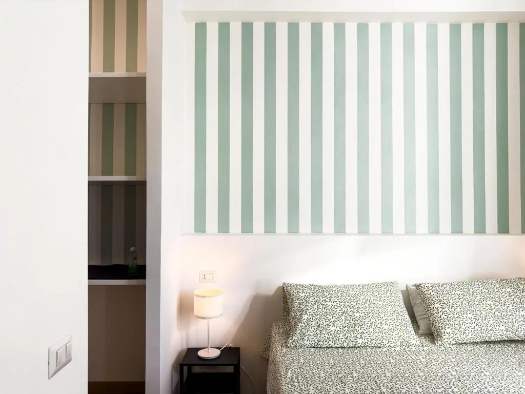 Double/Twin Room with Private Bathroom — Laura’s Rooms