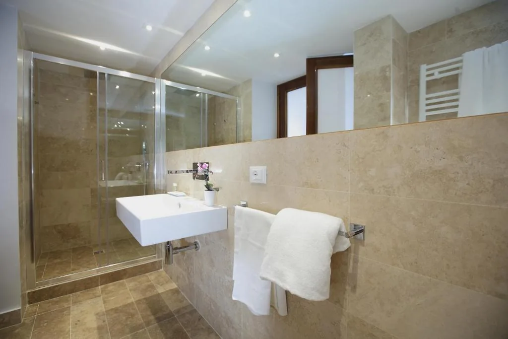 Double/Twin Room with Balcony — Sofia’s Suites Guesthouse
