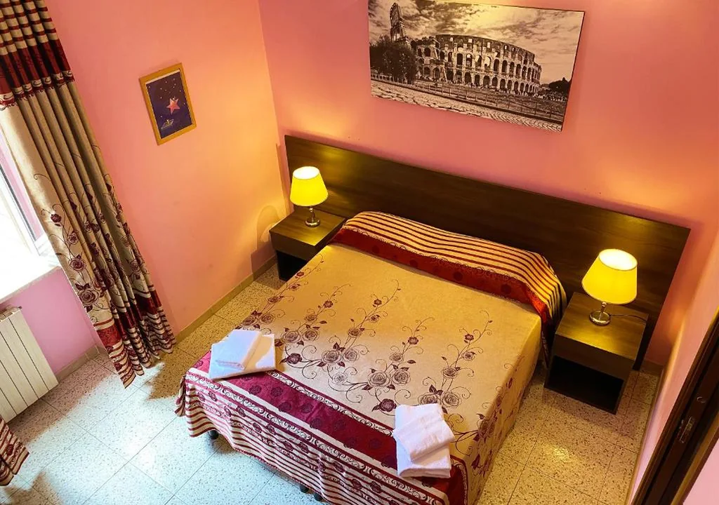 Double/Twin Room with Private Bathroom — Sweet Dream Roma Termini