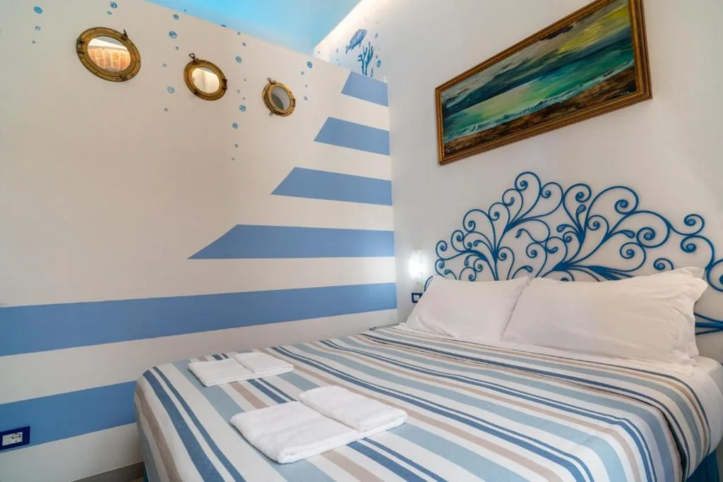 Double/Twin Room with Private Bathroom — Teresa Rooms & Suites