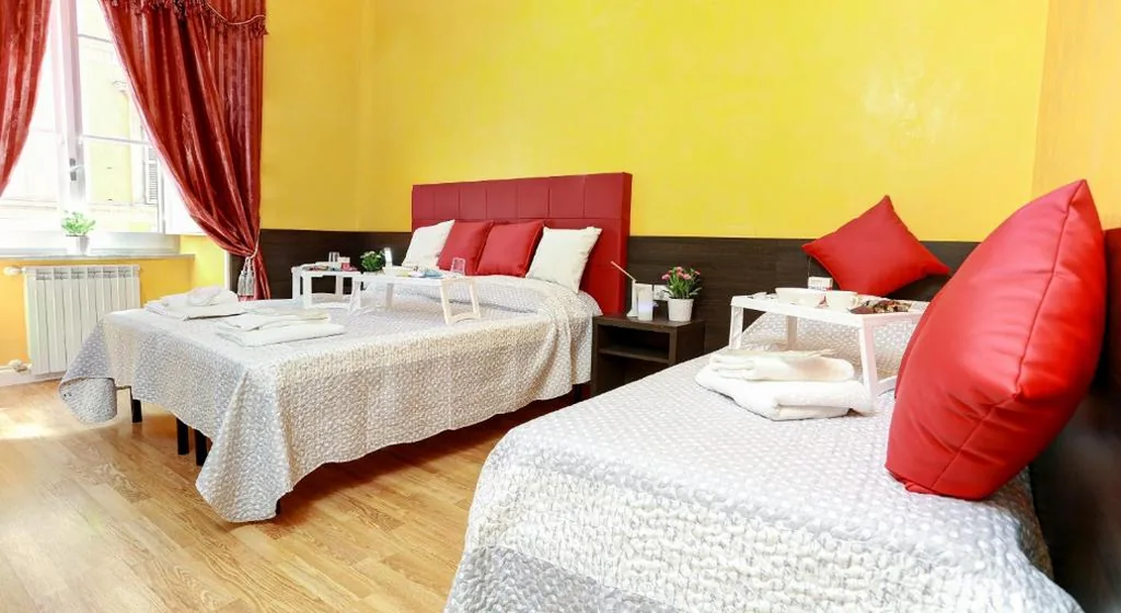 Double/Twin Room with External Private Bathroom — Termini Suites