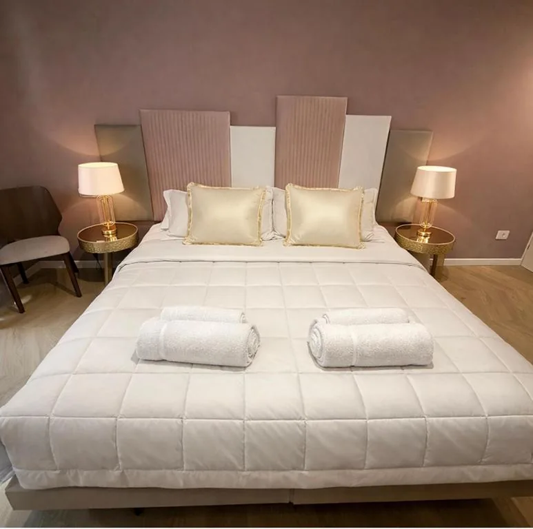 Camera Matrimoniale/Doppia con Letti Singoli con Balcone — Trastevere luxury room by bita