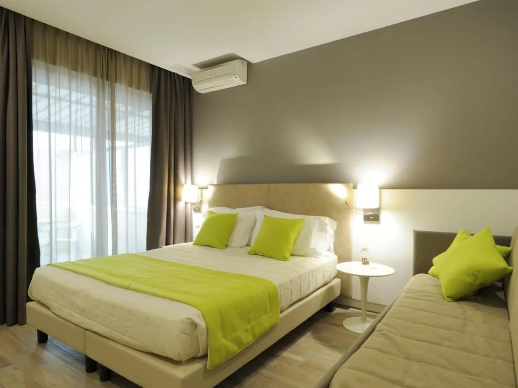 Double/Twin Room with Extra Bed — Hotel Concordia
