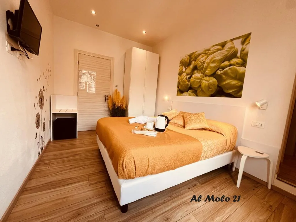 Double/Twin Room with View — Al molo 21