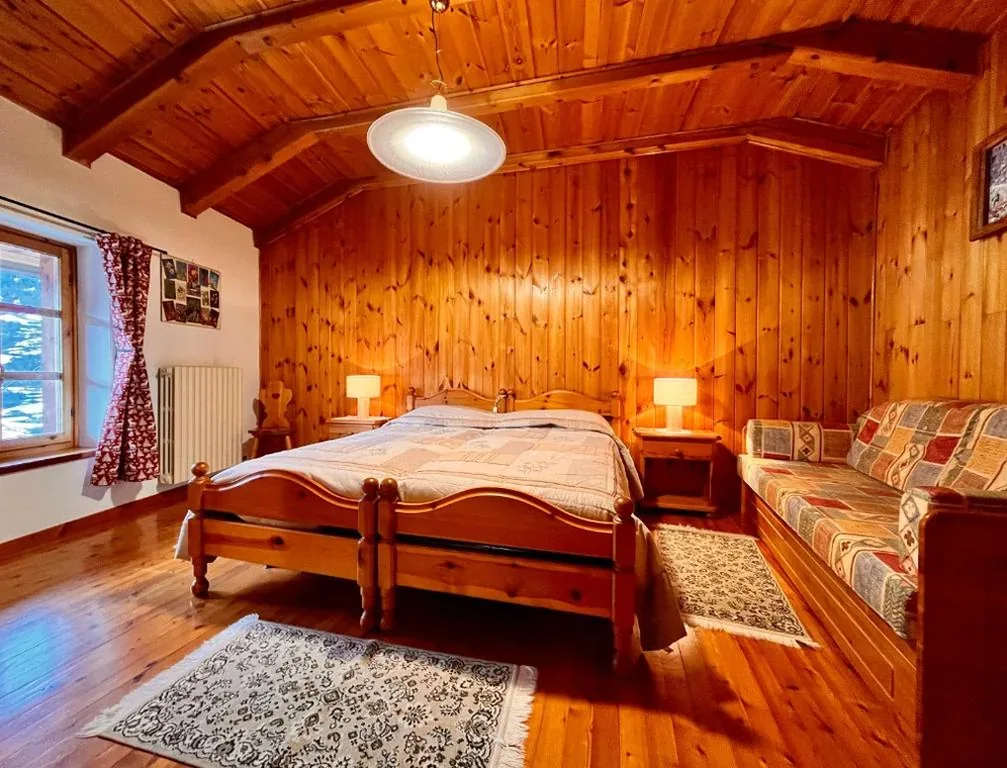 Double/Twin Room with Mountain View — B&B La Mandorla