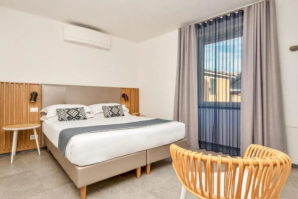 Double/Twin Room with City View — Colonna 24 Luxury Room in Portovenere near 5 Terre