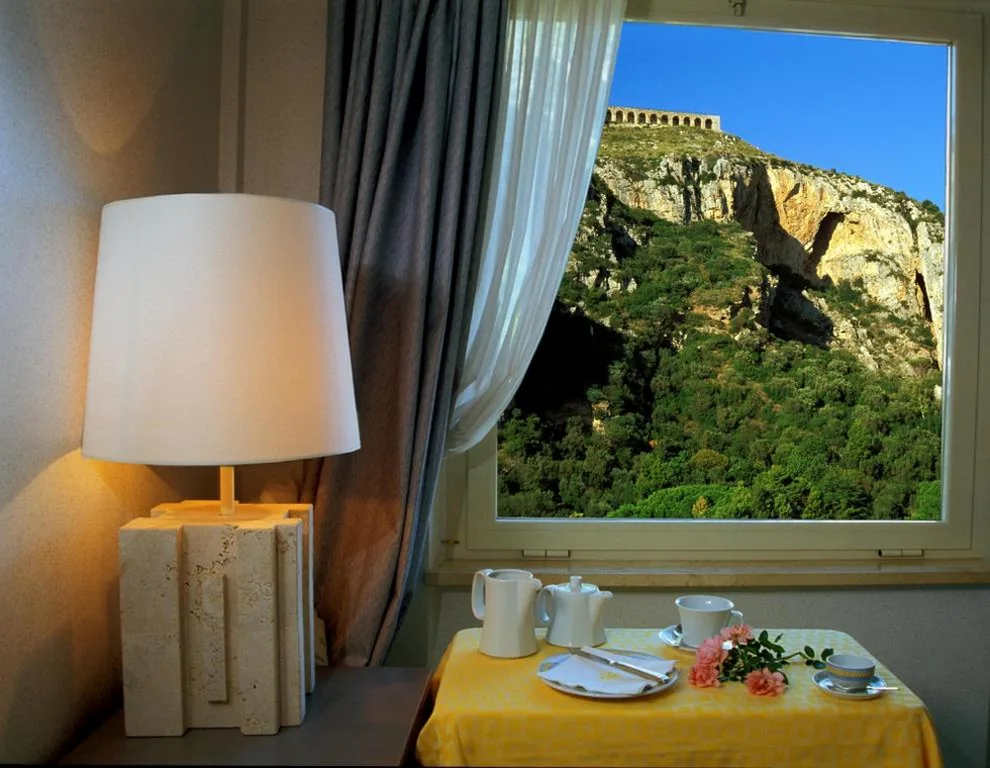 Double/Twin Room with Sea and Temple View — Grand Hotel Palace