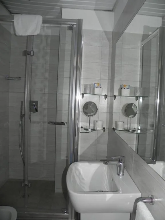 Double/Twin Room with Sea View — Hotel Helios
