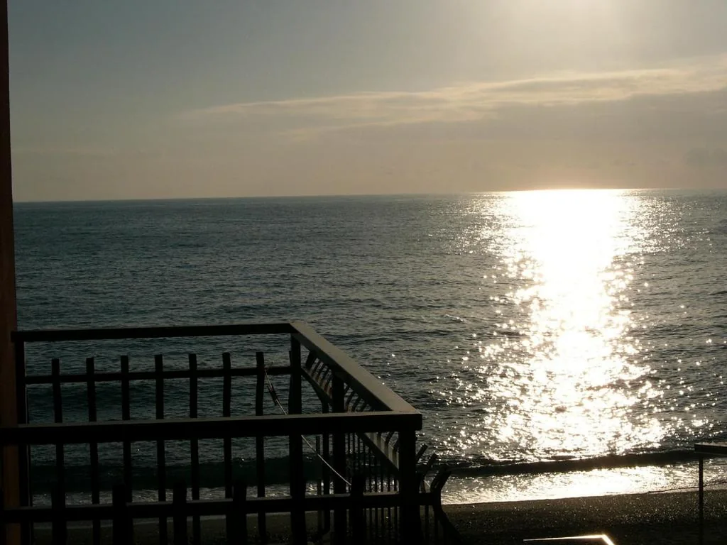 Camera Matrimoniale/Doppia con Letti Singoli con Vista Mare — Hotel Lido