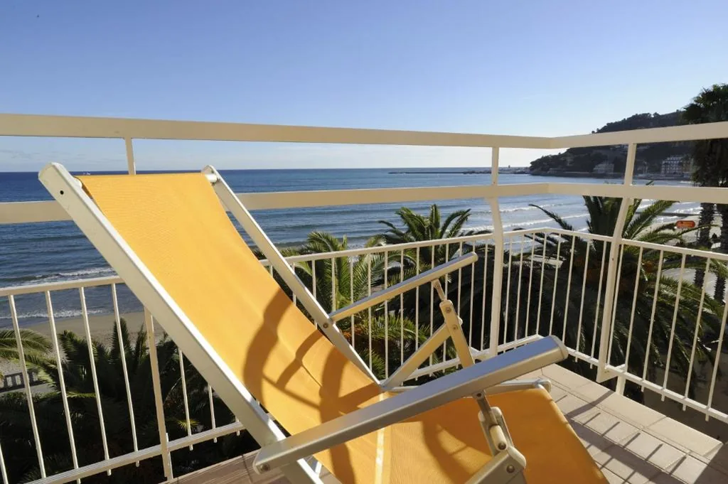 Double/Twin Room with Sea View — Hotel Miramare
