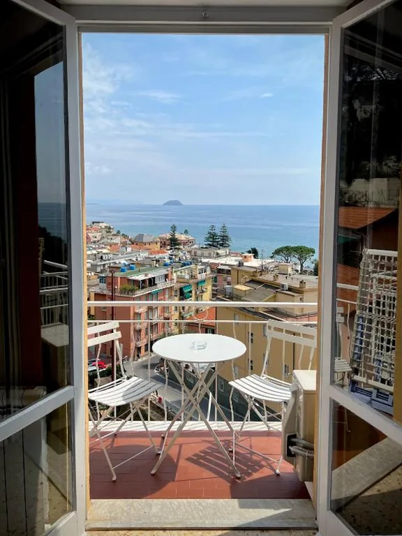 Camera Matrimoniale/Doppia con Letti Singoli con Vista Mare — Hotel Pineta