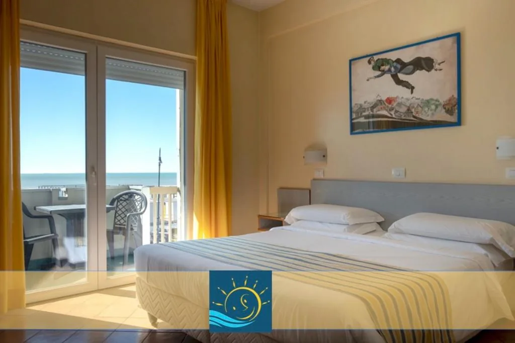 Camera Matrimoniale/Doppia con Letti Singoli con Vista Mare — Hotel Ping Pong