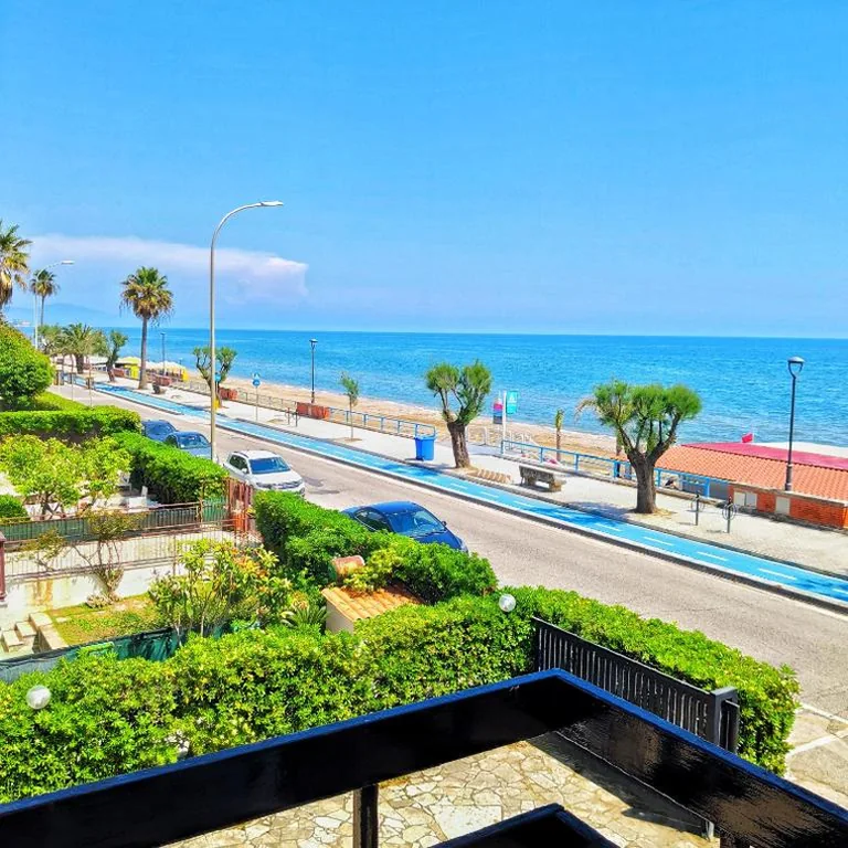 Camera Matrimoniale/Doppia con Letti Singoli con Vista Mare — Piccolo Hotel