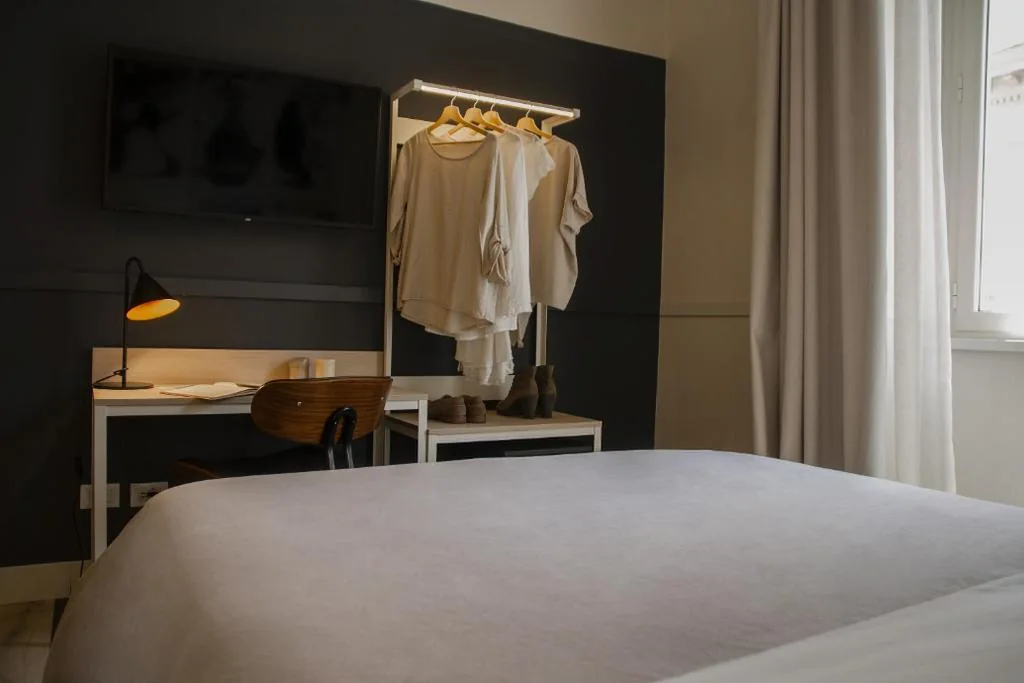Double Room/Twin Room with City View — Room Select Via Veneto