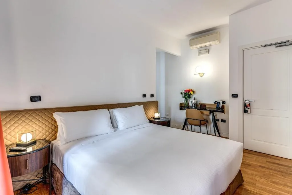 Double/Twin Room - Annex — Albergo Abruzzi