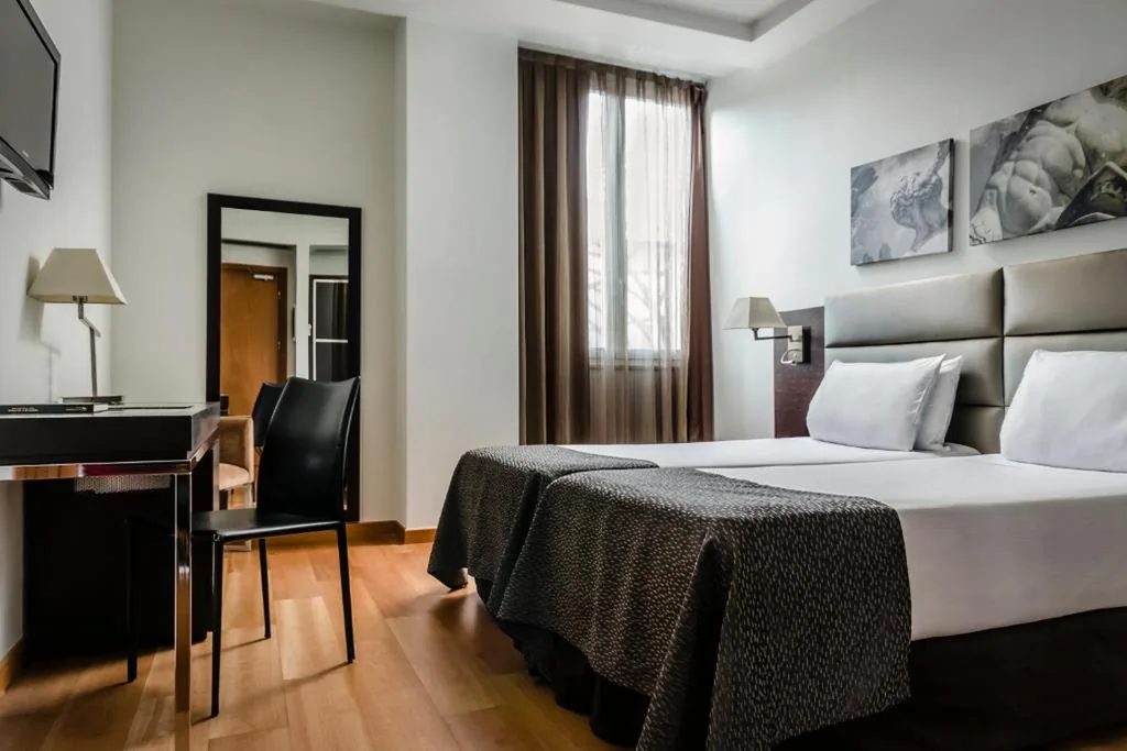 Double Room/Twin Room — Eurostars Roma Aeterna