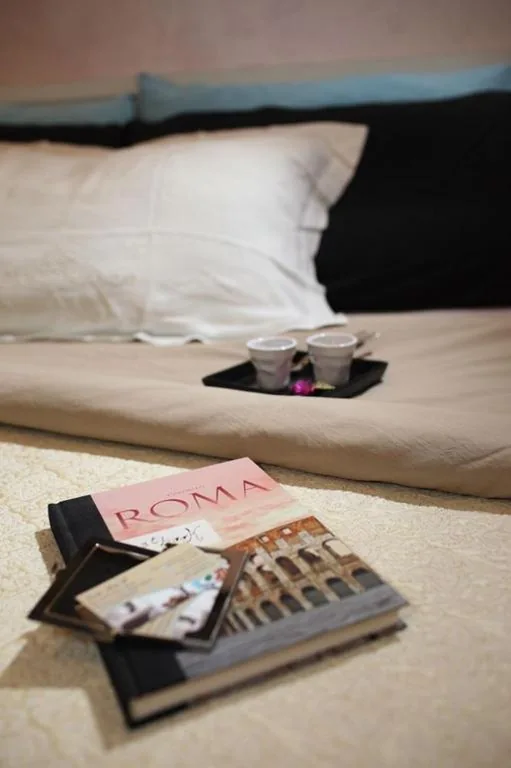 Camera Matrimoniale/Doppia con Letti Singoli — Gala B&B