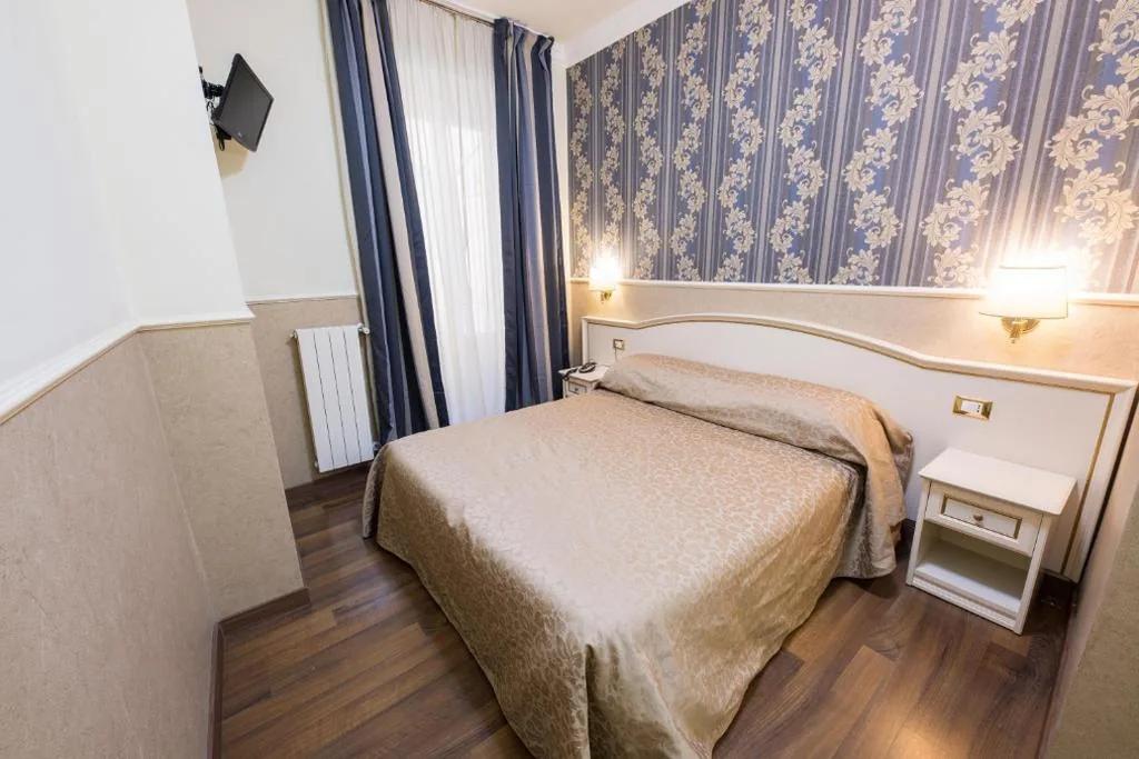 Double/Twin Room — Hotel Anfiteatro Flavio