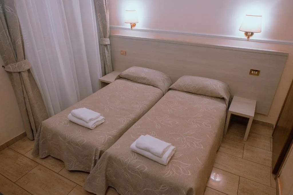 Double/Twin Room — Hotel Aristotele