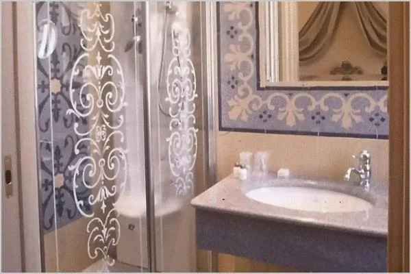 Double/Twin Room — Hotel Aventino