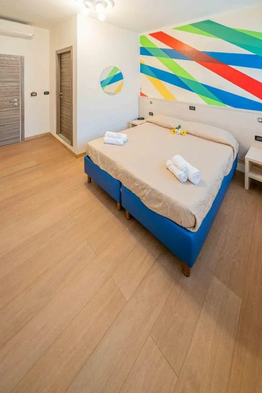 Double/Twin Room — Hotel Cairoli