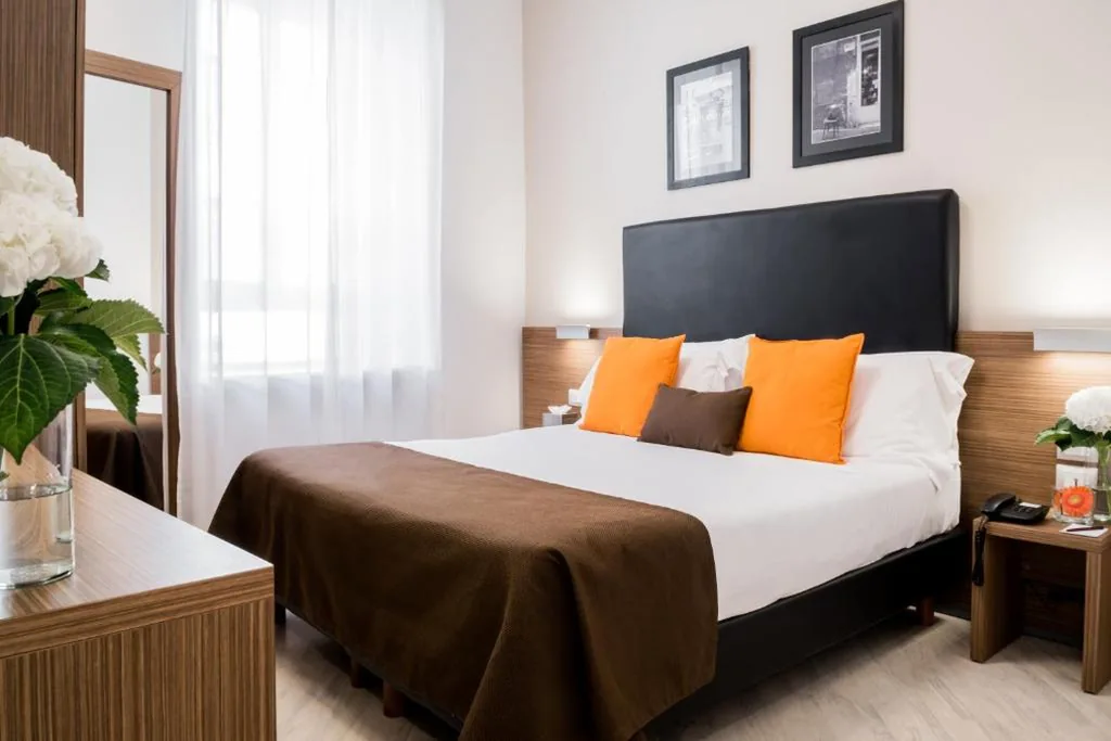 Camera Matrimoniale/Doppia con Letti Singoli — Hotel Concordia
