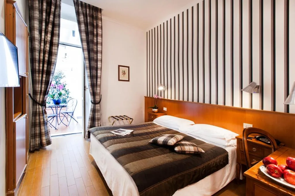 Double/Twin Room — Hotel De Petris