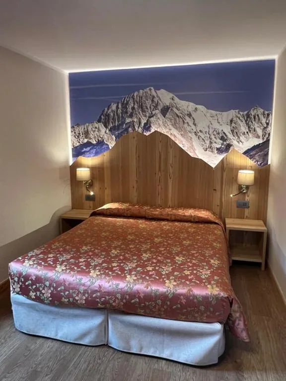 Double/Twin Room — Hotel Des Glaciers
