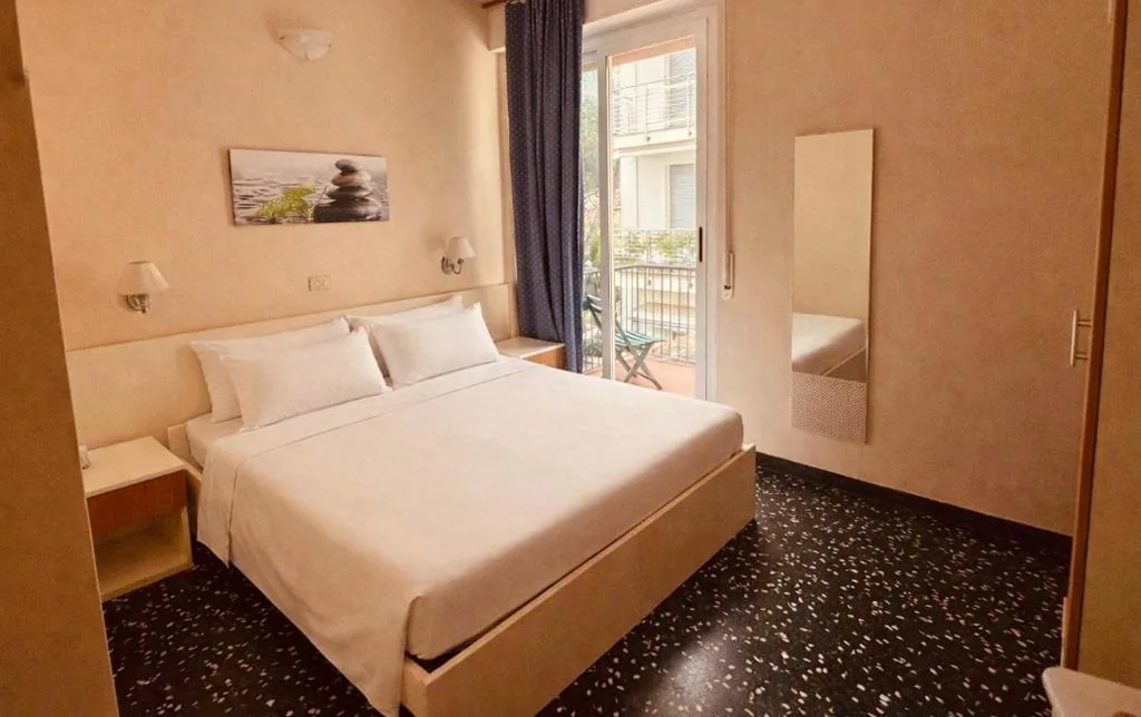 Double Room with Twin Beds — Hotel Elisabetta