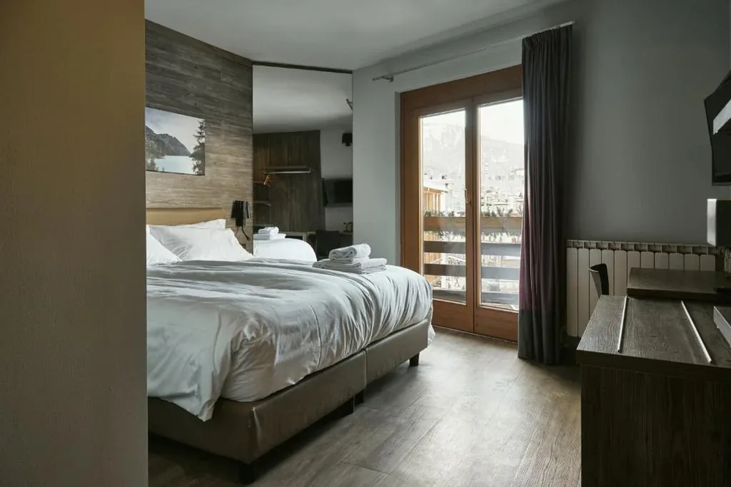 Double/Twin Room — Hotel Europa