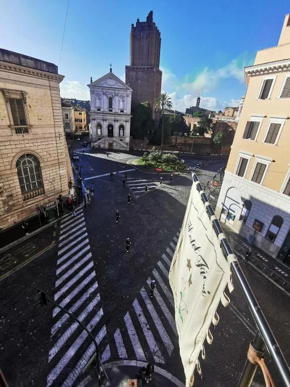 Camera Matrimoniale/Doppia con Letti Singoli — Hotel Fiori