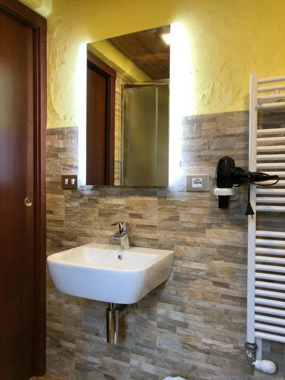 Camera Matrimoniale/Doppia con Letti Singoli — Hotel Flora Alpina