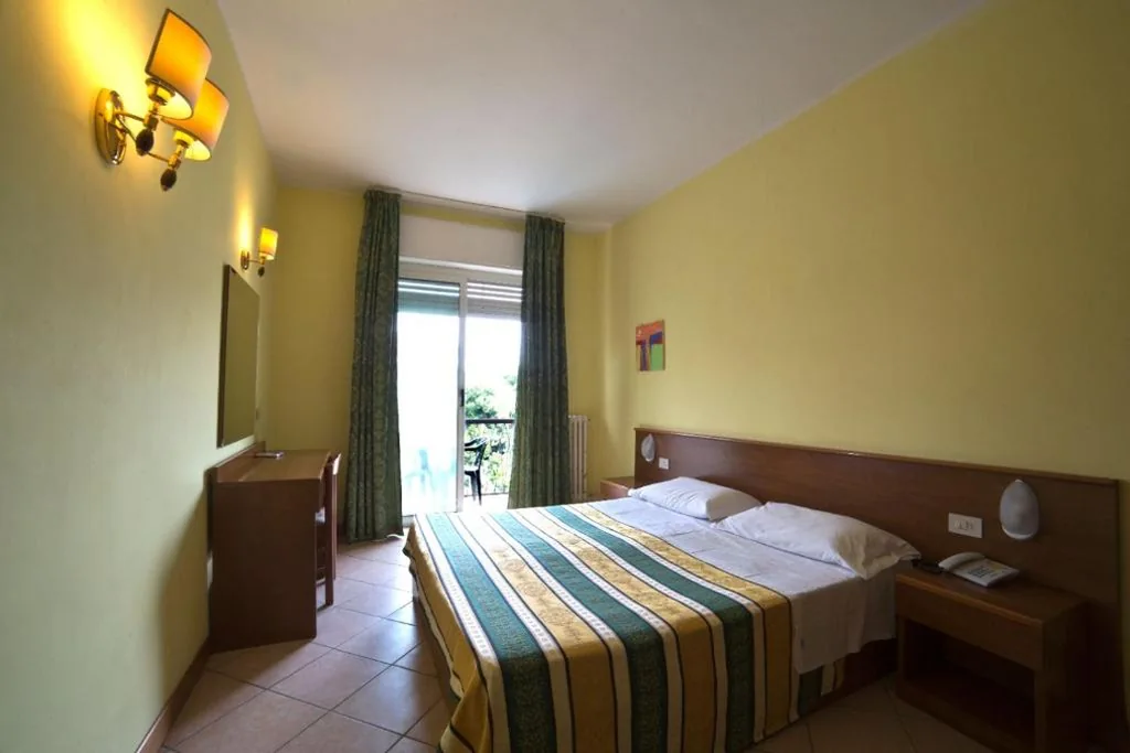 Double/Twin Room — Hotel Kristall
