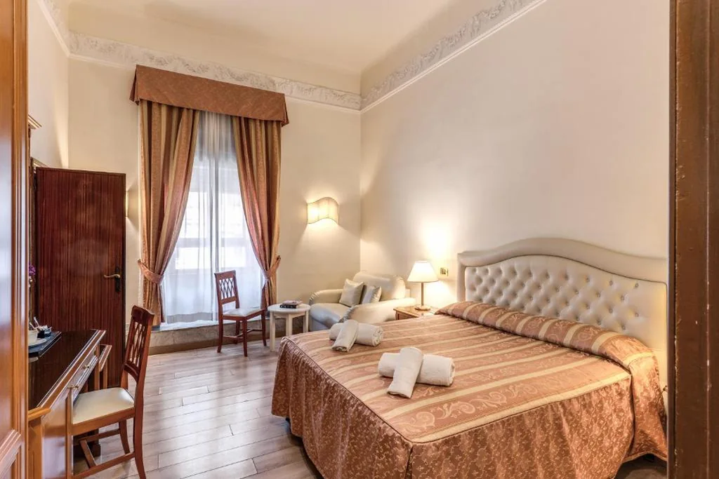 Camera Matrimoniale/Doppia con Letti Singoli — Hotel Labelle