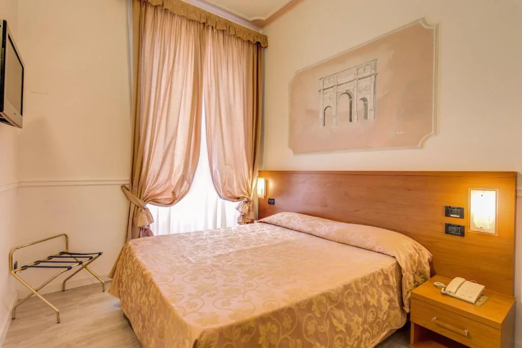 Double Room with Twin Beds — Hotel Martini